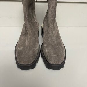 Jimmy Choo Suede Boot sz 7